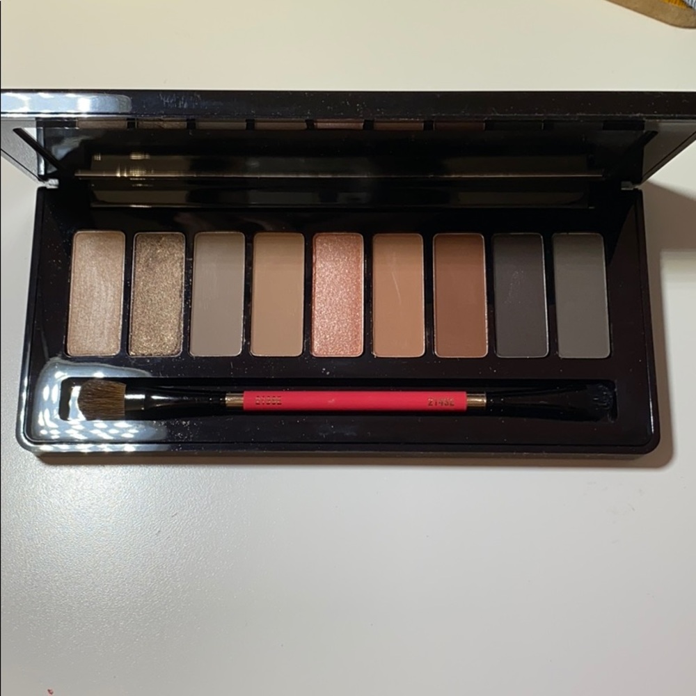 Nutcracker Sweet Smokey Eye Compact